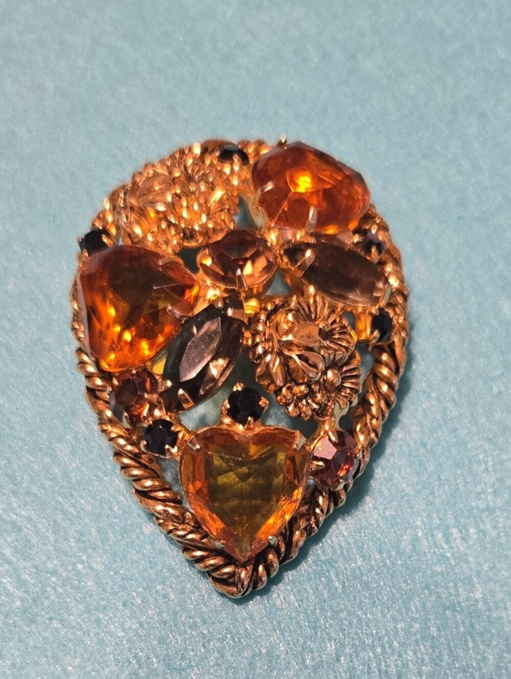 Vintage Amber Tone Czech Glass Paisley Booch